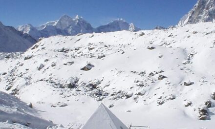 Ecco come reagiscono i ghiacciai dell’Himalaya al global warming