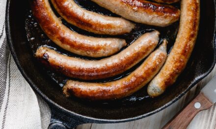 La salsiccia bratwurst, un’icona della cucina tedesca