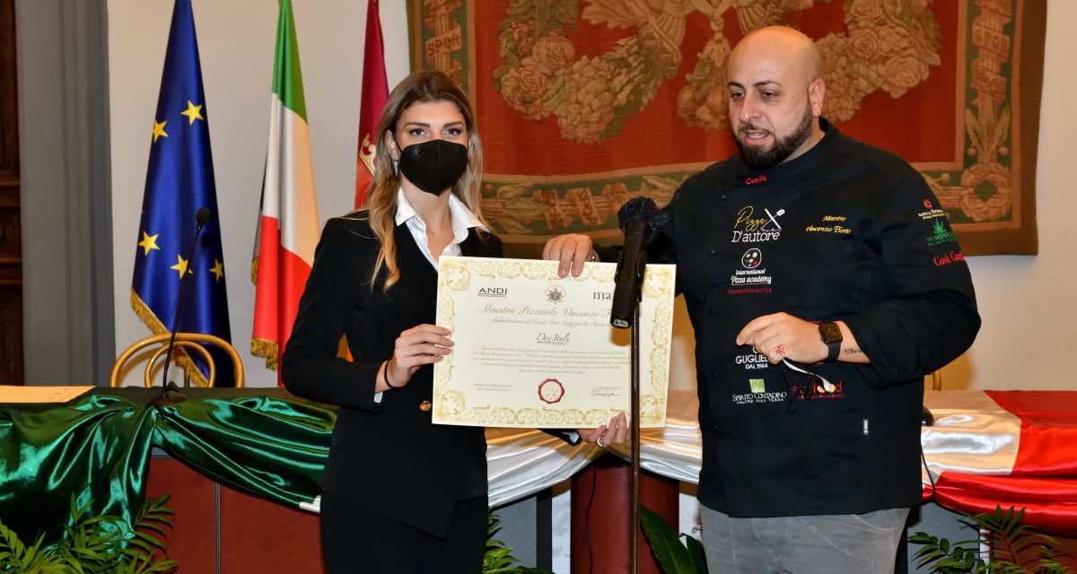 Il pizzaiolo pugliese Vincenzo Florio premiato come Ambasciatore del Gusto Doc Italy 2022