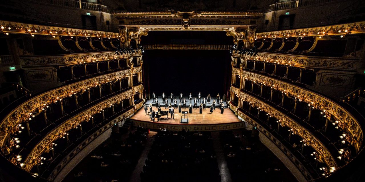 Il 13 aprile Cassi dirige il Coro della Fondazione Petruzzelli nella Liturgia di San Giovanni Crisostomo
