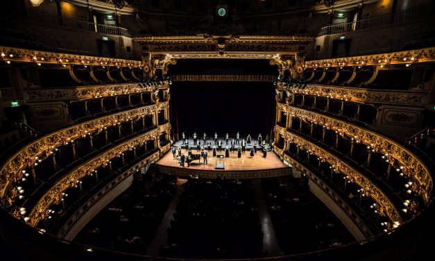 Il 13 aprile Cassi dirige il Coro della Fondazione Petruzzelli nella Liturgia di San Giovanni Crisostomo