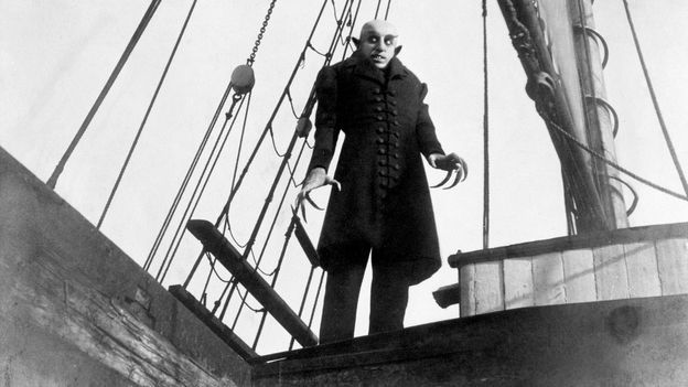100 anni di Nosferatu: il Vampiro di Murnau che racconta una Germania a un passo dal baratro