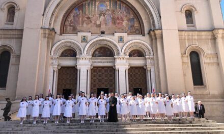 Le infermiere volontarie della Croce Rossa della Puglia festeggiano la loro patrona, Santa Caterina da Siena