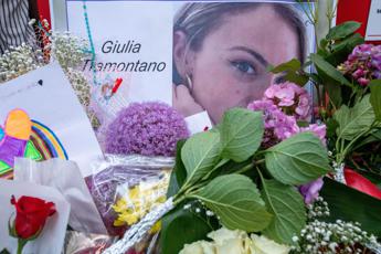 Giulia Tramontano, testimone in aula: “Veleno e sms, uccisa con premeditazione”