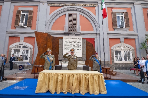 CAMBIO DEL COMANDO A Napoli, Giuseppenicola Tota cedE il comando A Giovanni Maria Iannucci
