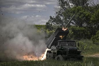 Ucraina, Kiev: “Pioggia di missili e droni russi su 5 regioni”