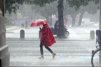 Maltempo in Italia, pioggia e neve: allerta meteo arancione in Piemonte e Emilia Romagna