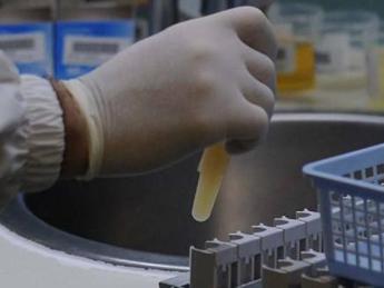 Cancro alle ovaie, studio apre a test delle urine per scoprirlo