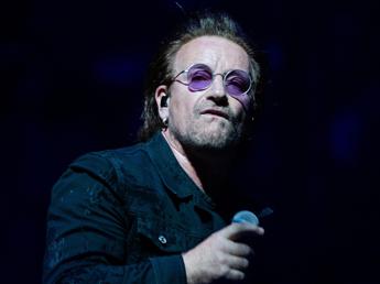 Navalny, Bono degli U2: “Se credi nella libertà urla il suo nome” – Video