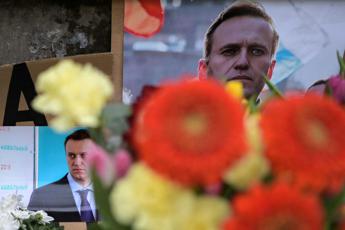 “Navalny ucciso con un pugno al cuore”
