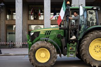Protesta dei trattori, si riaccende un fronte ‘caldo’ in Italia