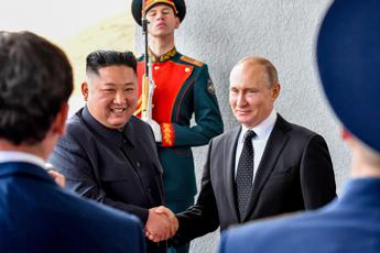 Putin regala un’auto a Kim, ecco come vanno i rapporti tra Russia e Nordcorea