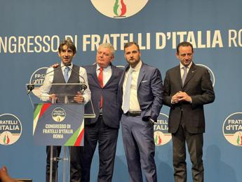 Fratelli d’Italia, Milani fa passo indietro a Congresso Roma: “Tendo la mano a Perissa”