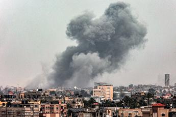 Israele prosegue operazione in ospedale al-Shifa. Lunedì possibili colloqui con Usa su Rafah