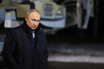 Ucraina-Russia, Putin firma decreto: arruolamento per 150mila