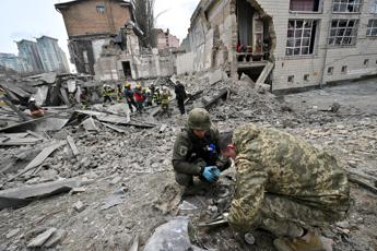 Ucraina, missili russi su Odessa. Ministro tedesco Habeck: “L’Ue si prepari a un possibile attacco”
