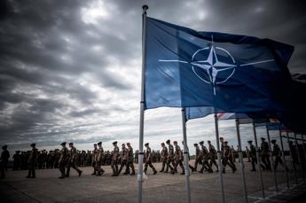 “Russia minaccia cronica” per il mondo, Nato rafforza fianco orientale